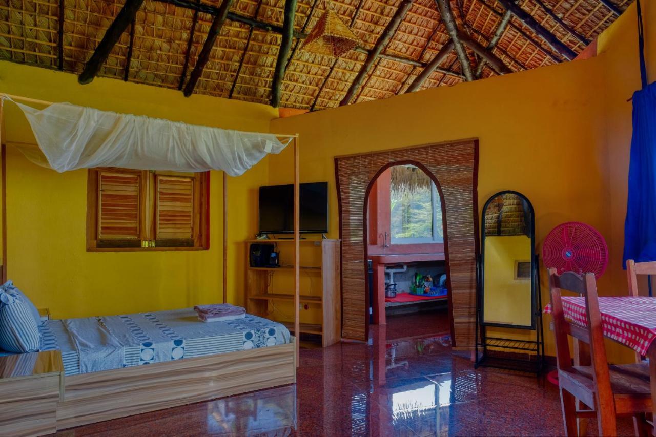 Colibri Lodge Ambatoloaka (Nosy Be) Exterior foto