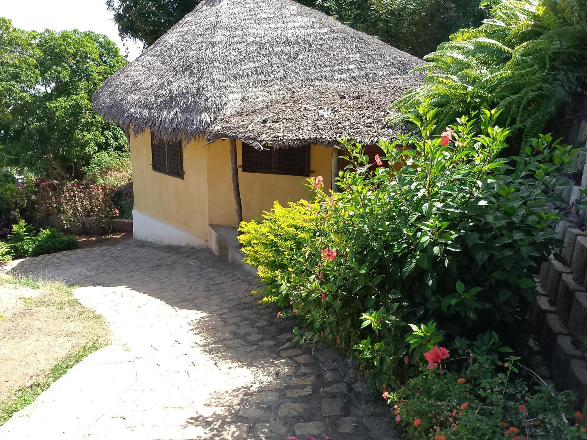 Colibri Lodge Ambatoloaka (Nosy Be) Exterior foto